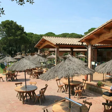 Safari Tent On A Near Tente de luxe